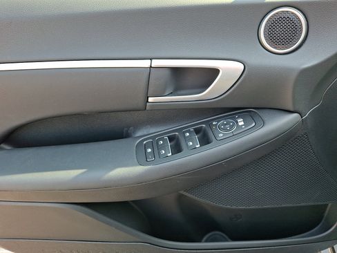 Certified 2026 Hyundai Sonata SEL FWD image 12