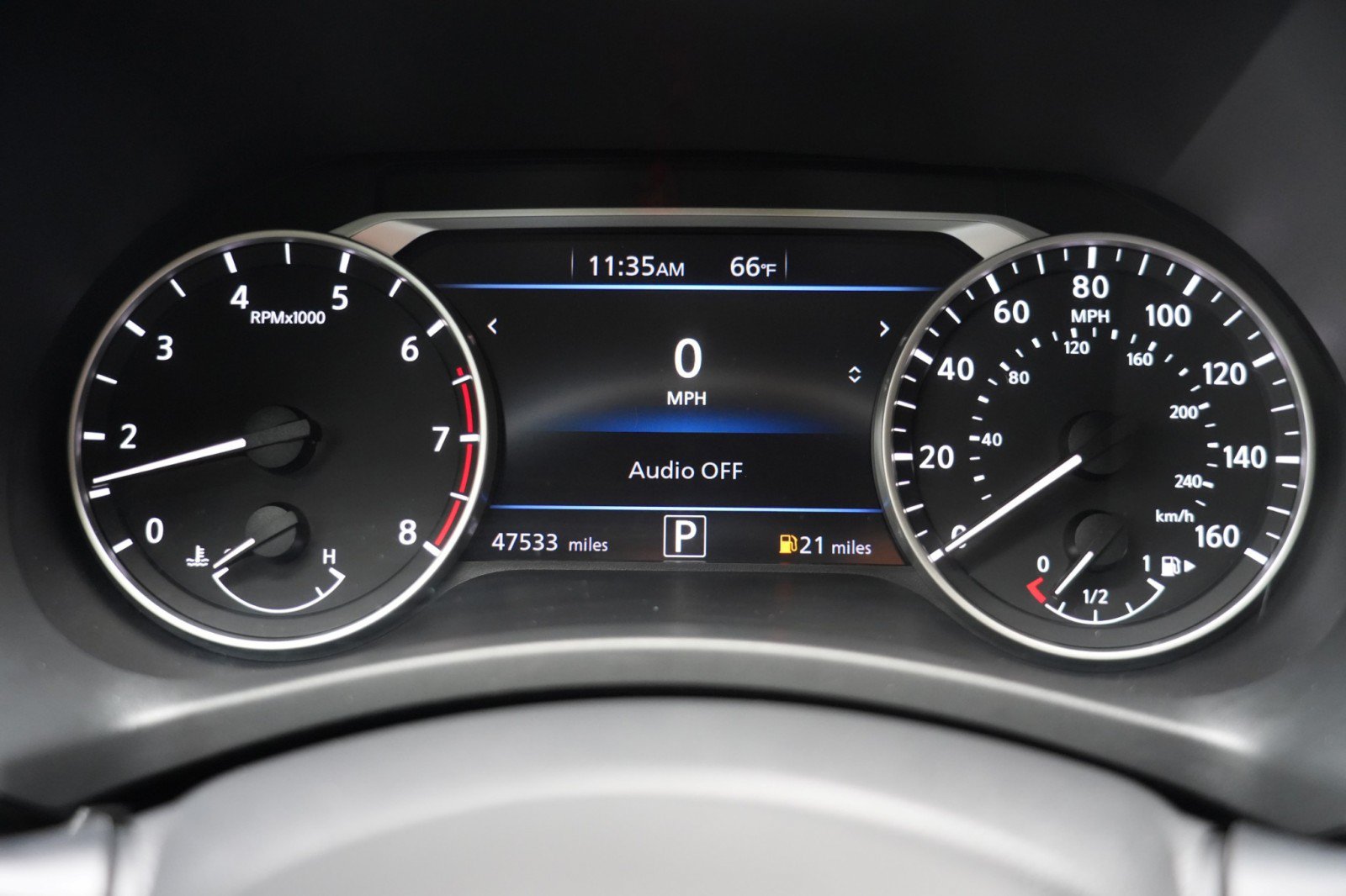 Used 2020 Nissan Sentra SR w/ Premium Package FWD image 18