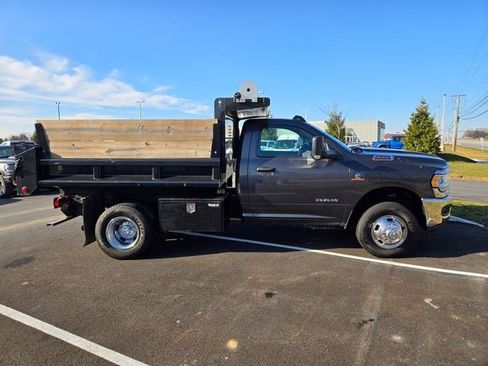 Used 2020 RAM 3500 Tradesman image 9