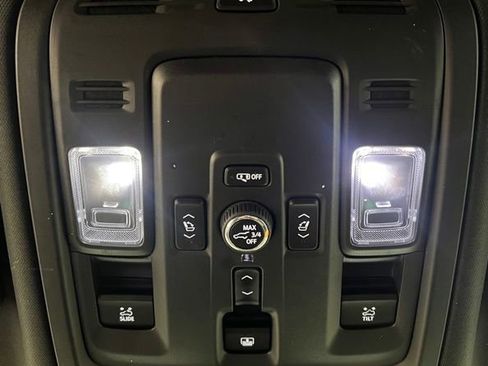 Used 2025 GMC Yukon Denali Ultimate w/ LPO, Floor Liner Package image 40