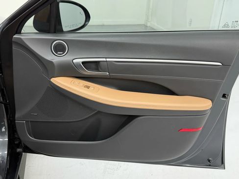 Used 2023 Hyundai Sonata Limited w/ Cargo Package image 20