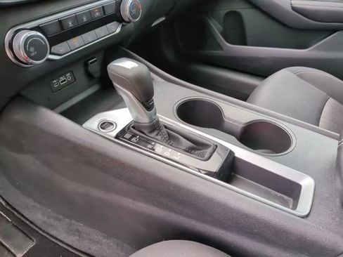 Used 2025 Nissan Altima 2.5 SV FWD image 20