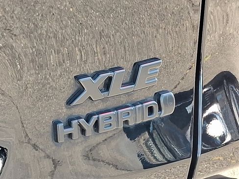 Certified 2022 Toyota RAV4 XLE w/ XLE Grade Weather Package image 30