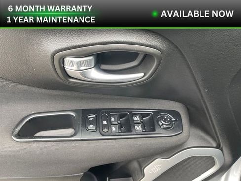 Used 2019 Jeep Renegade Latitude w/ Popular Equipment Group image 25