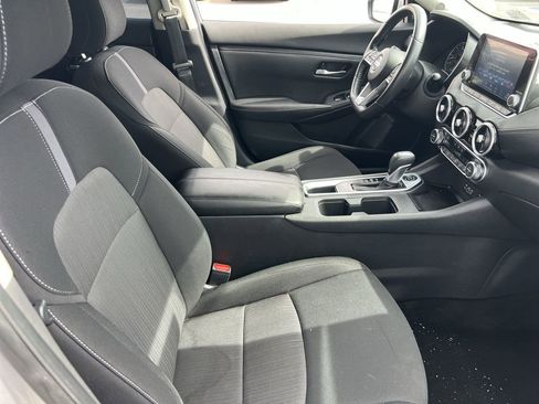Used 2022 Nissan Sentra SV w/ All-Weather Package FWD image 9