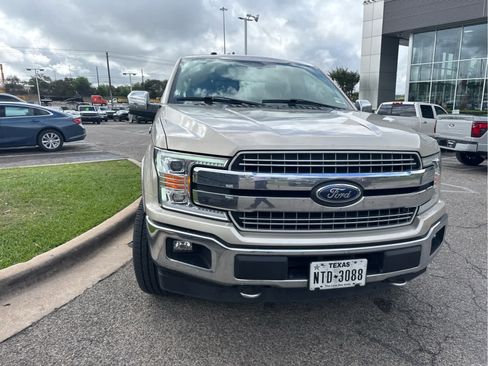 Used 2018 Ford F150 Lariat image 3