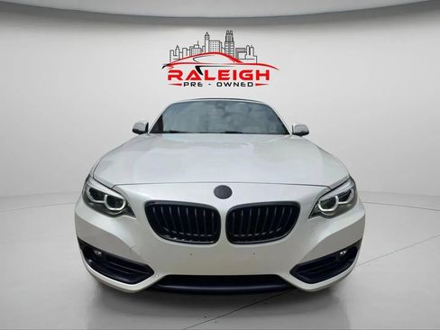 Used 2020 BMW 230i xDrive Convertible w/ Premium Package image 6