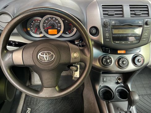 Used 2011 Toyota RAV4 4WD w/ Base L4 Extra Value Pkg image 19