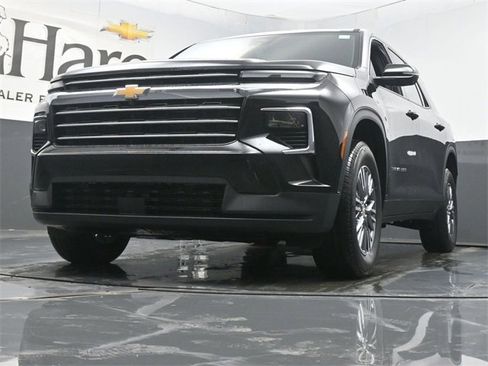 New 2026 Chevrolet Traverse LT w/ Driver Confidence Package image 4