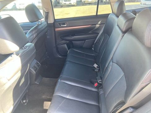 Used 2014 Subaru Outback 2.5i Limited w/ Moonroof Package image 12