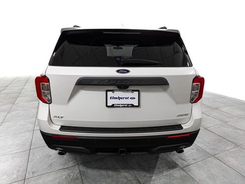 Certified 2024 Ford Explorer XLT w/ Equipment Group 202A AWD/4WD image 6