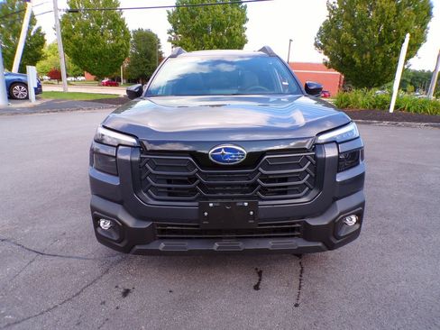 Certified 2026 Subaru Outback Limited AWD/4WD image 4