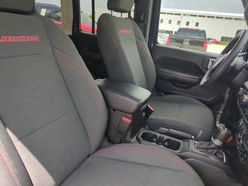 Used 2024 Jeep Wrangler Unlimited Rubicon AWD/4WD image 24