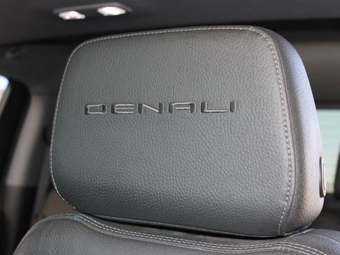 Used 2023 GMC Sierra 3500 Denali w/ Denali Ultimate Package AWD/4WD image 29