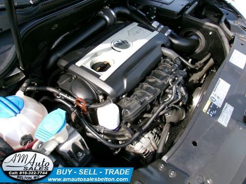 Used 2013 Volkswagen GTI Wolfsburg Edition FWD image 28