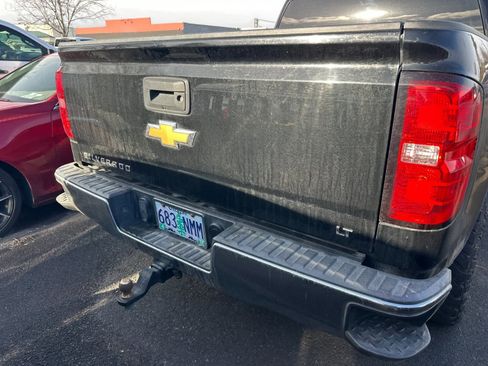 Used 2018 Chevrolet Silverado 1500 LT w/ All Star Edition image 4