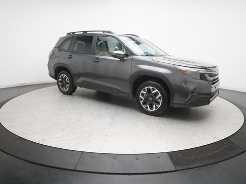 Used 2025 Subaru Forester Premium w/ Convenience Package #1 AWD/4WD image 36