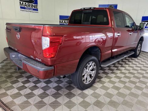 Used 2017 Nissan Titan SL AWD/4WD image 16
