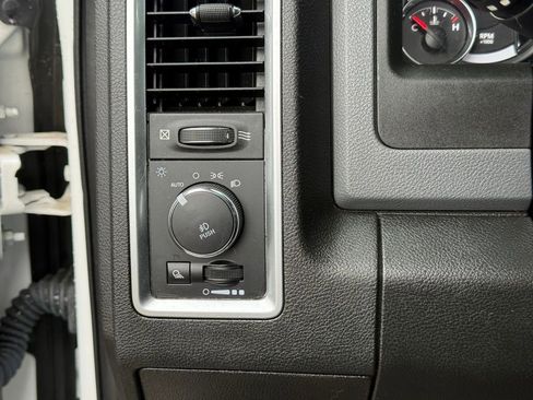 Used 2019 RAM 1500 Big Horn image 19