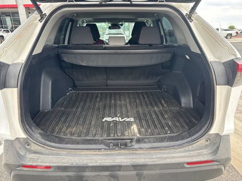 Used 2025 Toyota RAV4 XLE w/ Convenience Package AWD/4WD image 6