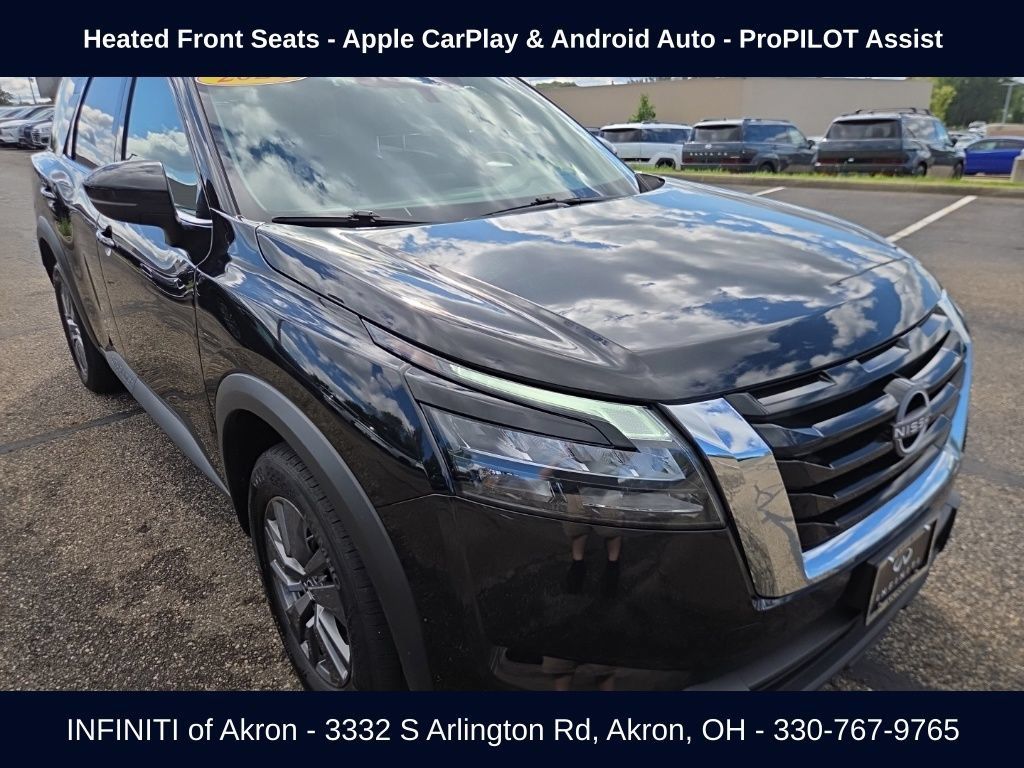 Used 2024 Nissan Pathfinder SV AWD/4WD image 12