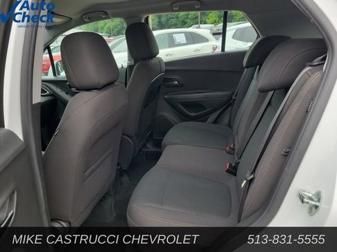 Used 2017 Chevrolet Trax LS FWD image 21