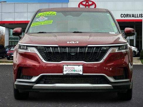 Used 2024 Kia Carnival LX image 9