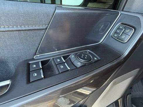 Used 2021 Ford F150 Lariat w/ Equipment Group 502A High AWD/4WD image 12