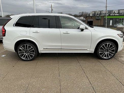 New 2026 Volvo XC90 B6 Plus w/ Protection Package Premier AWD/4WD image 7