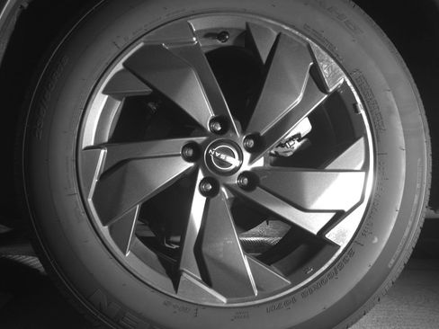 Used 2025 Nissan Rogue SV FWD image 14