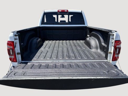 Used 2020 RAM 2500 Laramie AWD/4WD image 7