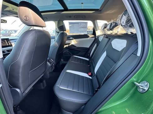 New 2026 Volkswagen Taos SEL image 29