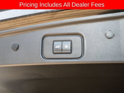 Used 2024 Nissan Pathfinder Platinum AWD/4WD image 6