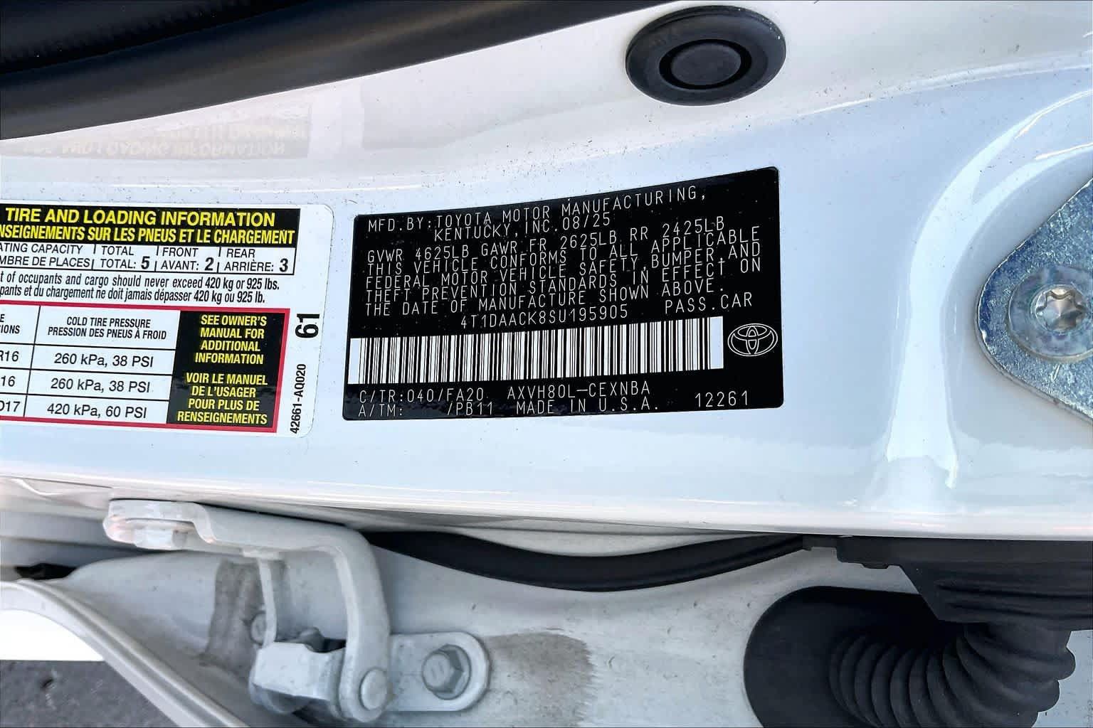 Used 2025 Toyota Camry LE FWD image 36