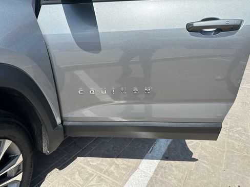 Used 2025 Chevrolet Equinox LT FWD image 6