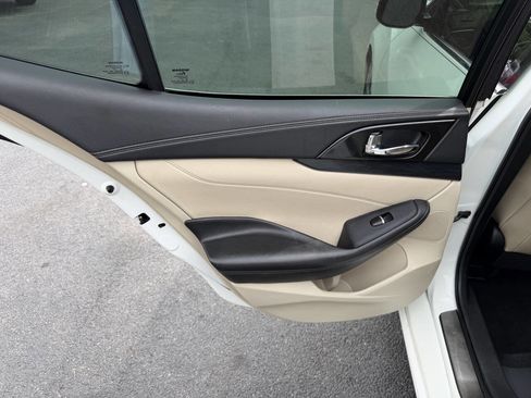 Used 2019 Nissan Maxima Platinum w/ Sport Mat Group FWD image 13