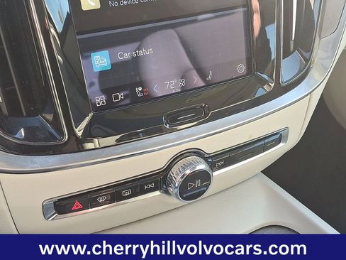 Certified 2023 Volvo S60 B5 Plus w/ Climate Package image 17