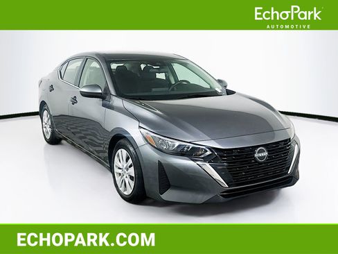 Used 2025 Nissan Sentra S image 1