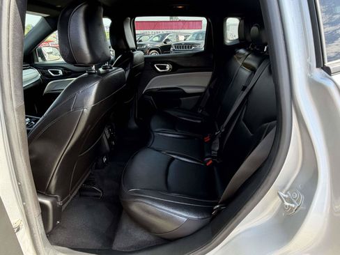 Used 2024 Jeep Compass Limited AWD/4WD image 28