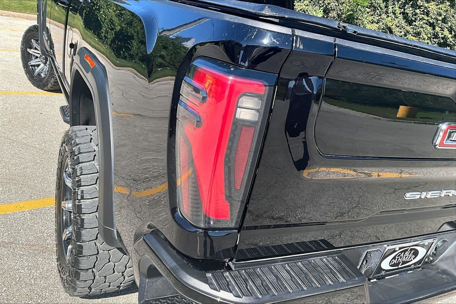 Used 2025 GMC Sierra 2500 AT4X AWD/4WD image 25