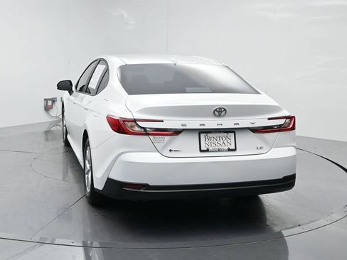 Used 2025 Toyota Camry LE w/ Convenience Package FWD image 20