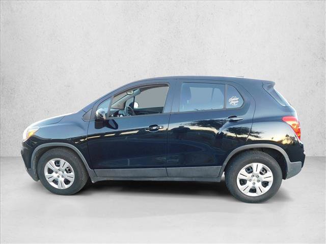 Used 2018 Chevrolet Trax LS w/ LPO, Cargo Package FWD image 6