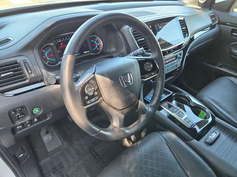 Certified 2019 Honda Passport Touring image 12