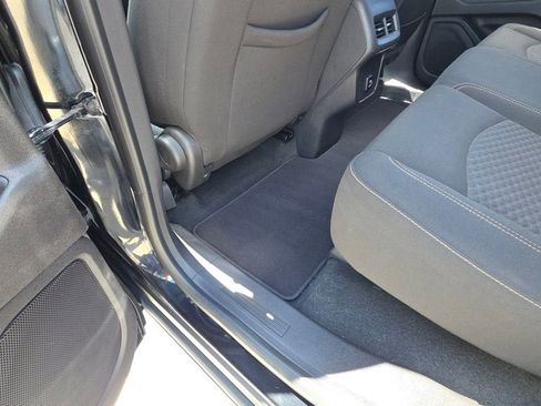 Used 2018 GMC Terrain SLE AWD/4WD image 18