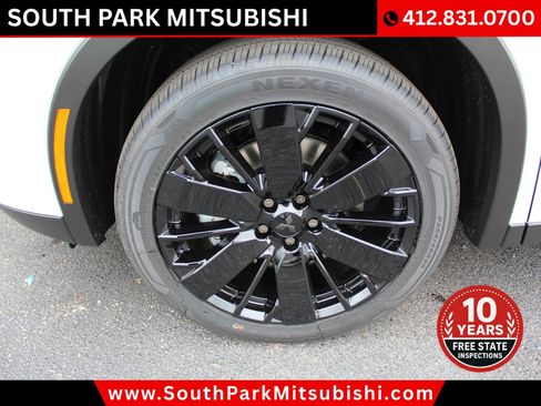 New 2026 Mitsubishi Outlander LE AWD/4WD image 29