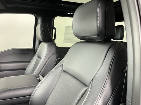 New 2025 Ford F150 Lariat w/ Equipment Group 502A High image 17