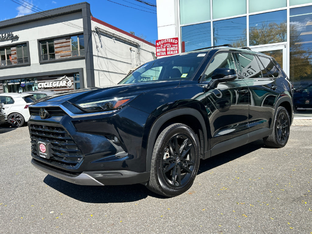 Used 2024 Toyota Grand Highlander AWD image 6