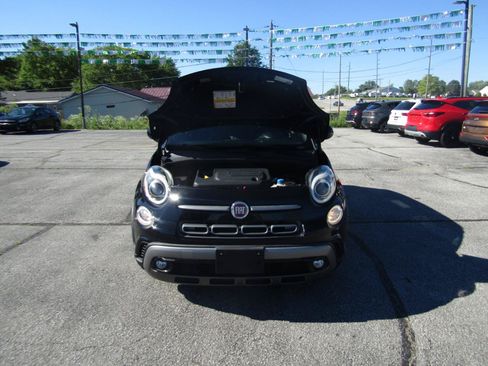Used 2019 FIAT 500L Trekking FWD image 25