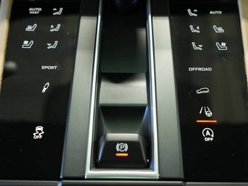 New 2026 Porsche Macan S image 22