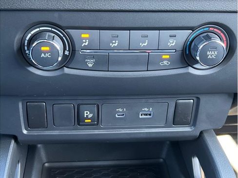 New 2026 Nissan Frontier SV AWD/4WD image 15